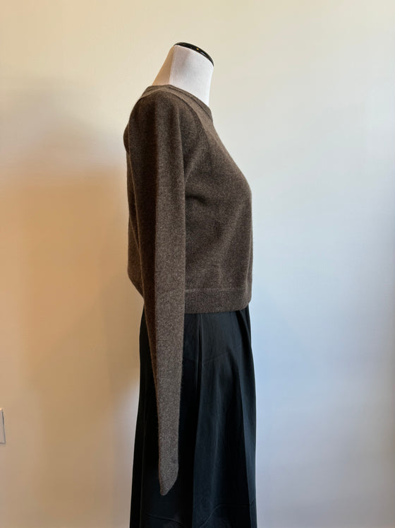 Cashmere All Thumbs Sweater in Suede