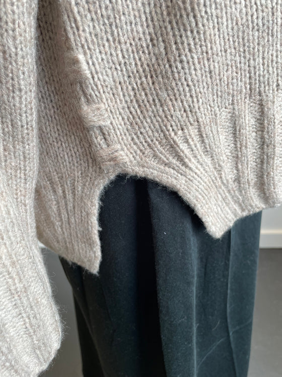 Cashmere V-Neck Sweater