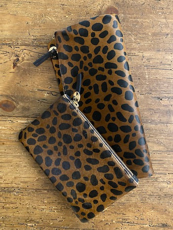 v leopard bag