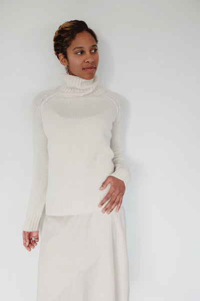 Chunky white hot sale turtleneck sweater